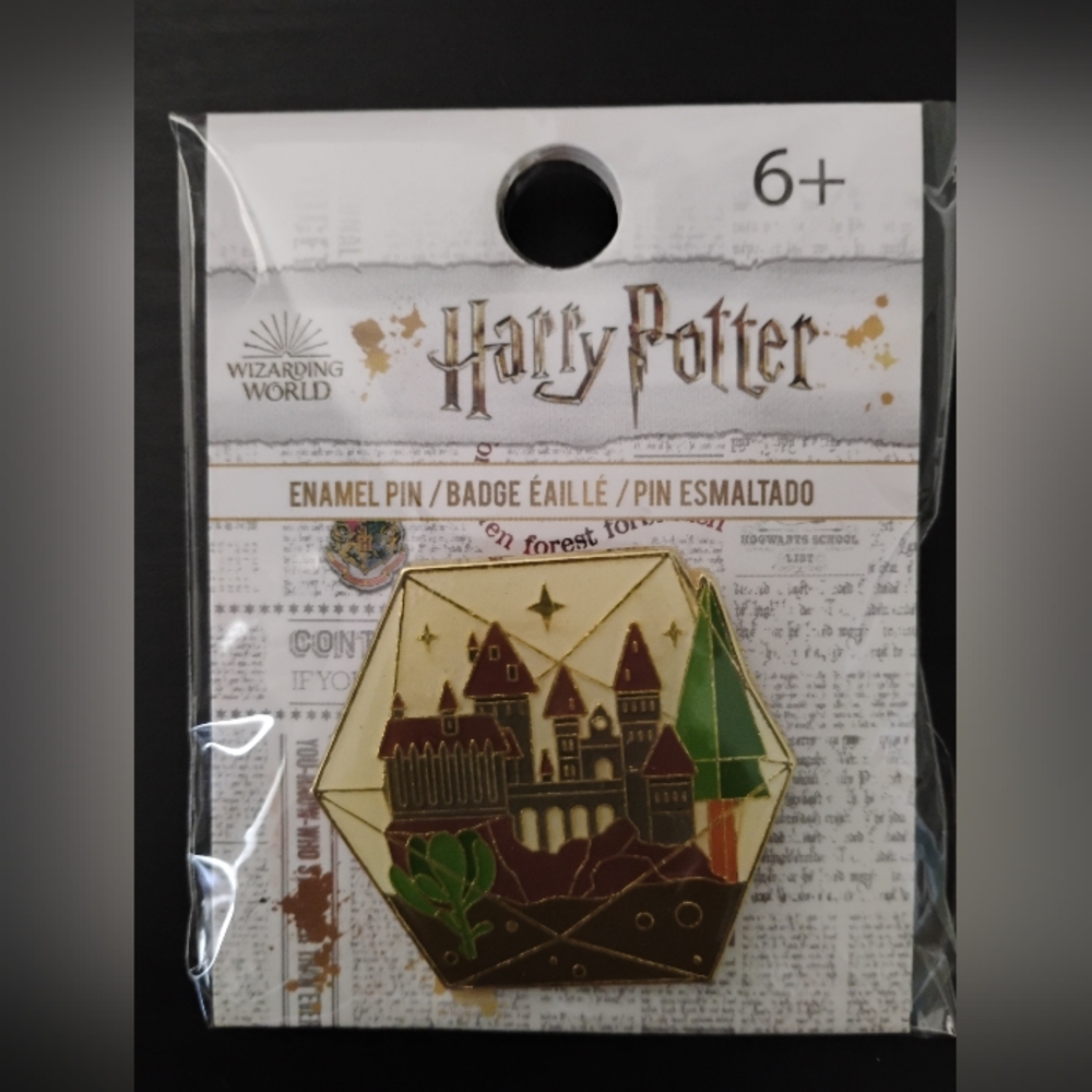 Loungefly Harry Potter Hogwarts Castle Terrarium Collectible Enamel Pin